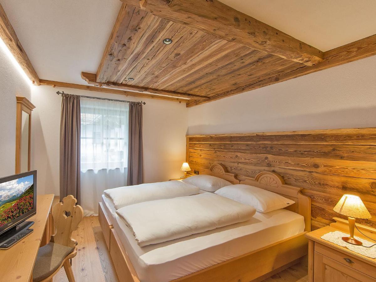 Chalet Piz Da Peres Apartman Valdaora Szoba fotó